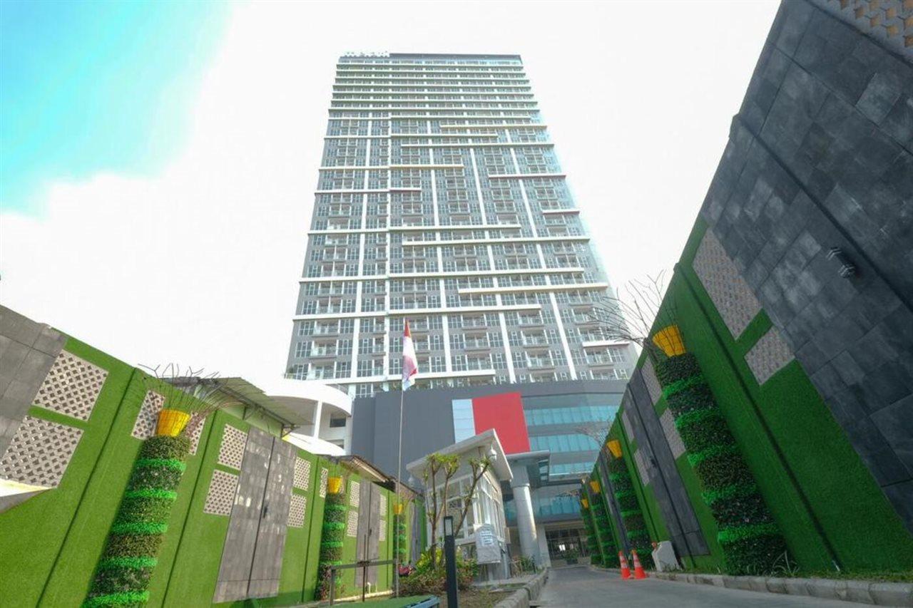 Collection O 15 Taman Melati Merr Surabaya Exterior photo
