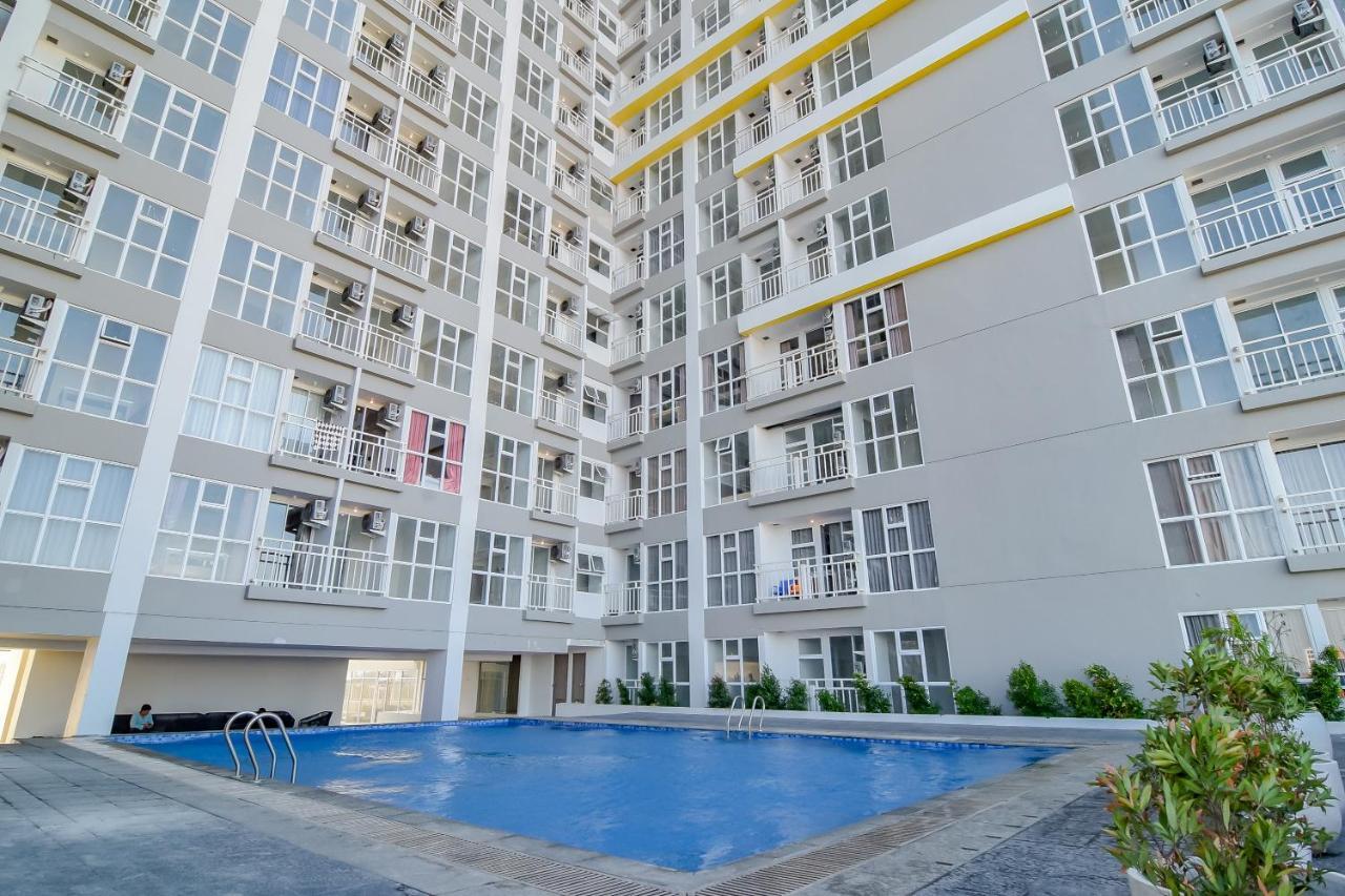 Collection O 15 Taman Melati Merr Surabaya Exterior photo