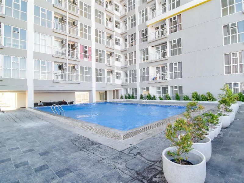 Collection O 15 Taman Melati Merr Surabaya Exterior photo
