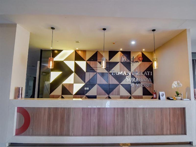 Collection O 15 Taman Melati Merr Surabaya Exterior photo